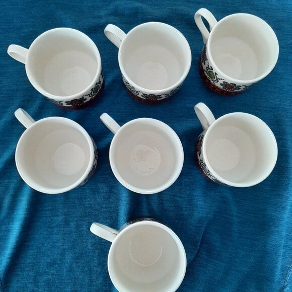 Set of 7 vintage tea cups BROADHURST KATHIE WINKLE - Picture 4 of 4
